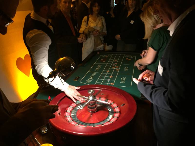 Location de table de roulette avec croupier à marseille